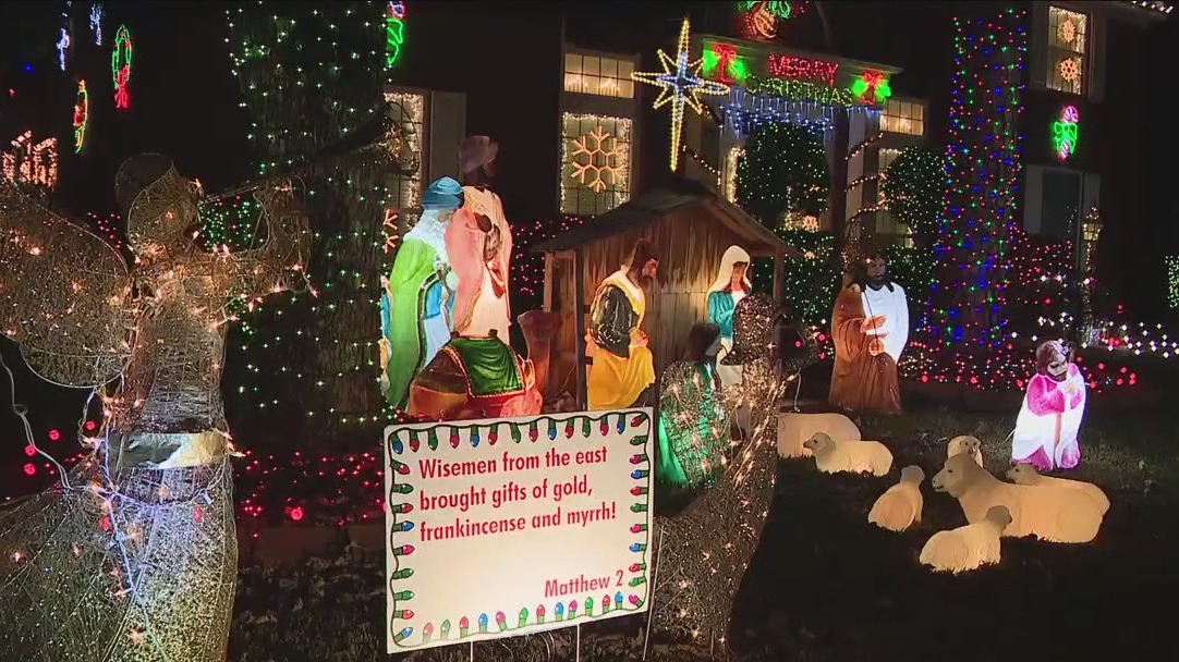 Checking out Houston Christmas displays