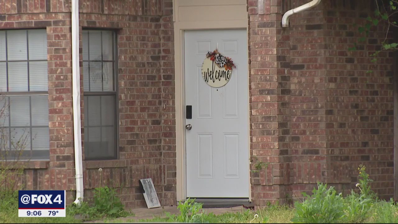 PREVIOUS COVERAGE: Arlington toddler dies after shooting himself with sibling's gun, police say