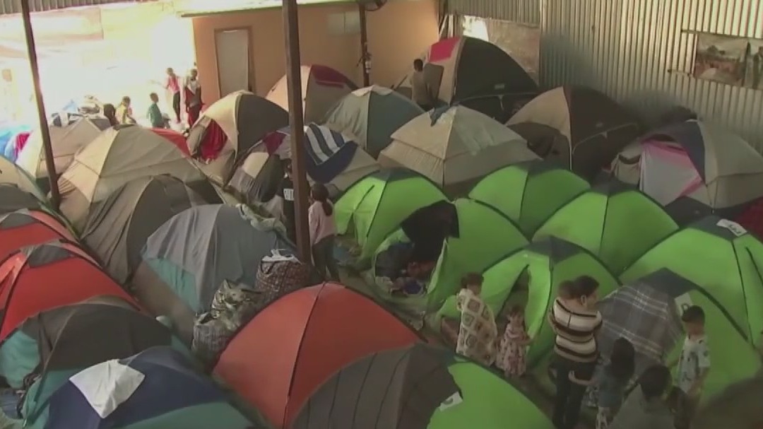 Migrants packed in shelters awaiting Title 42 to be lifted