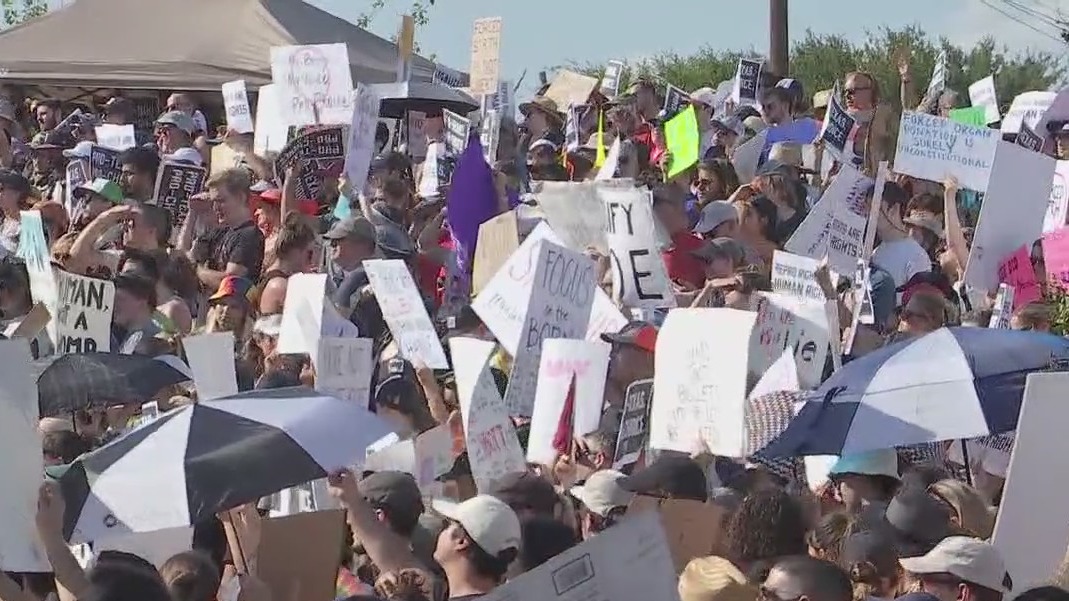 Beto O’Rourke hosts pro-choice rally in East Austin