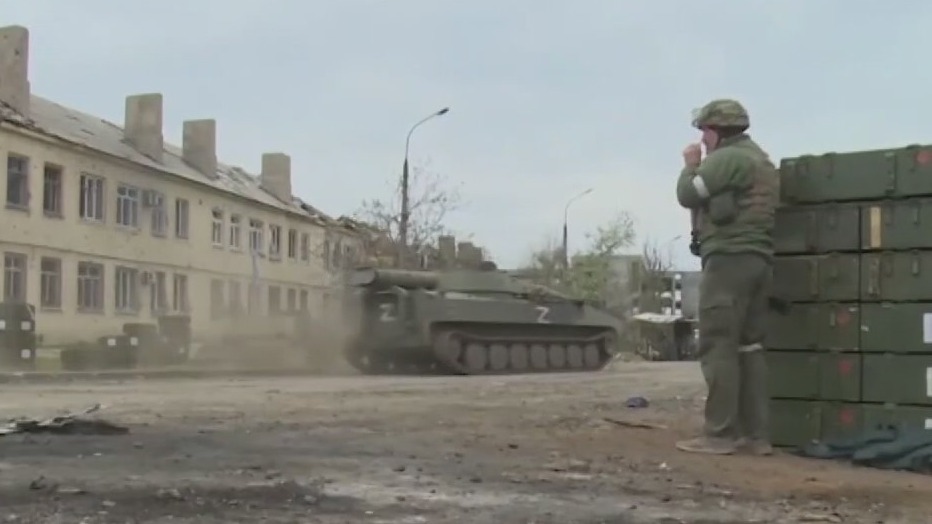 Russian forces storm, bomb Ukraine steel plant