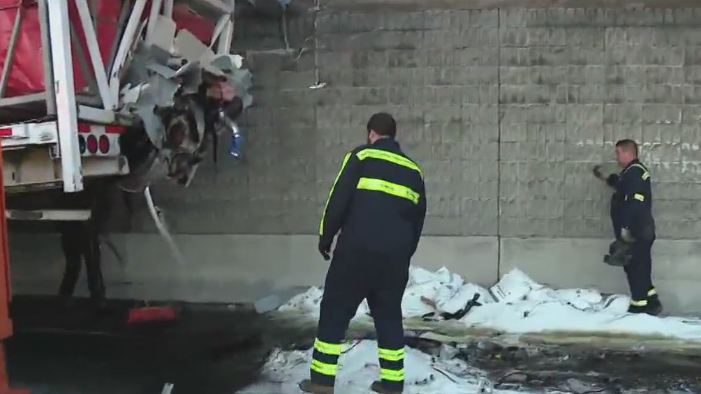 Sticky situation: Sugar truck, big rig fused together on I-80 in Richmond