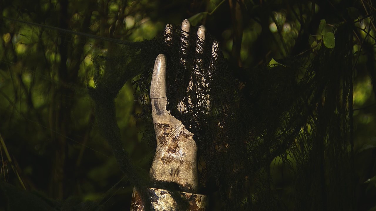 High 5 - Raider of the Lost Hand