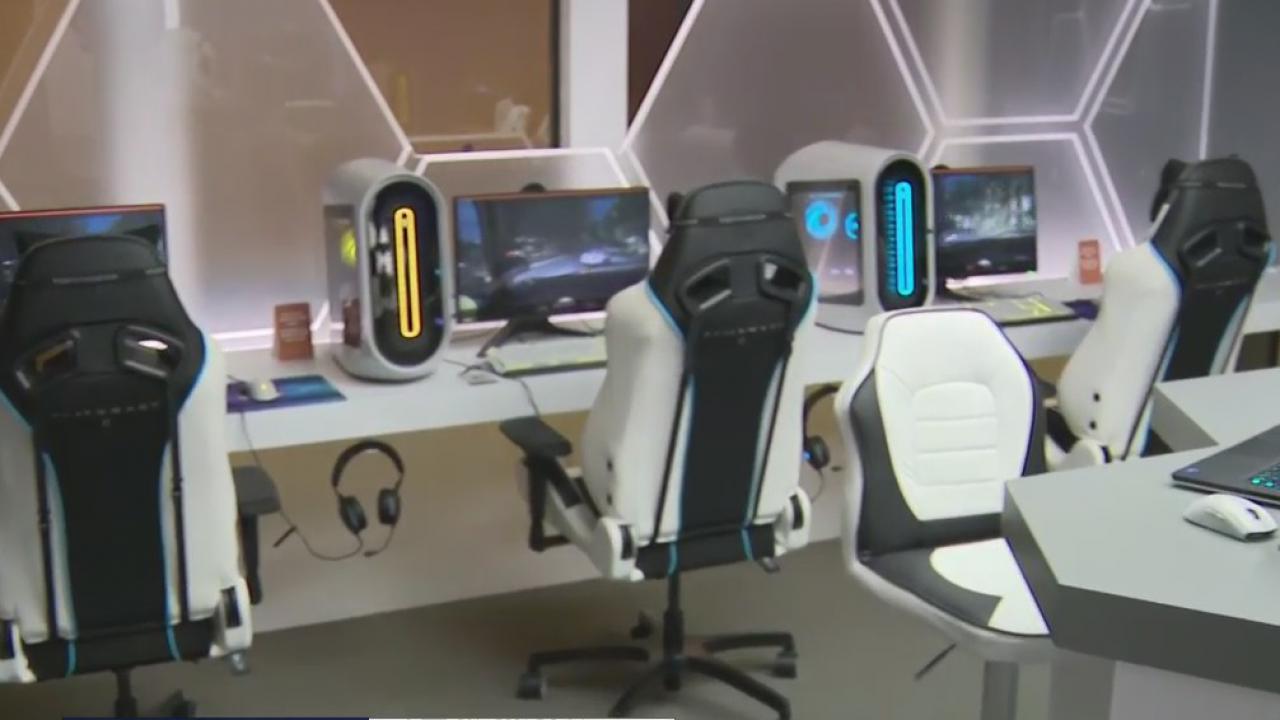 University of Texas unveils state-of-the-art gaming facility