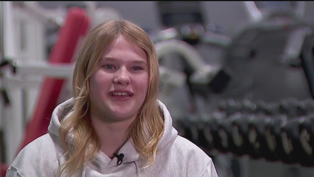 MN girl makes history in boys wrestling