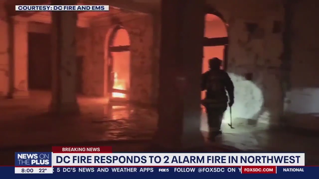 Firefighters respond to 2-alarm blaze in Northwest DC