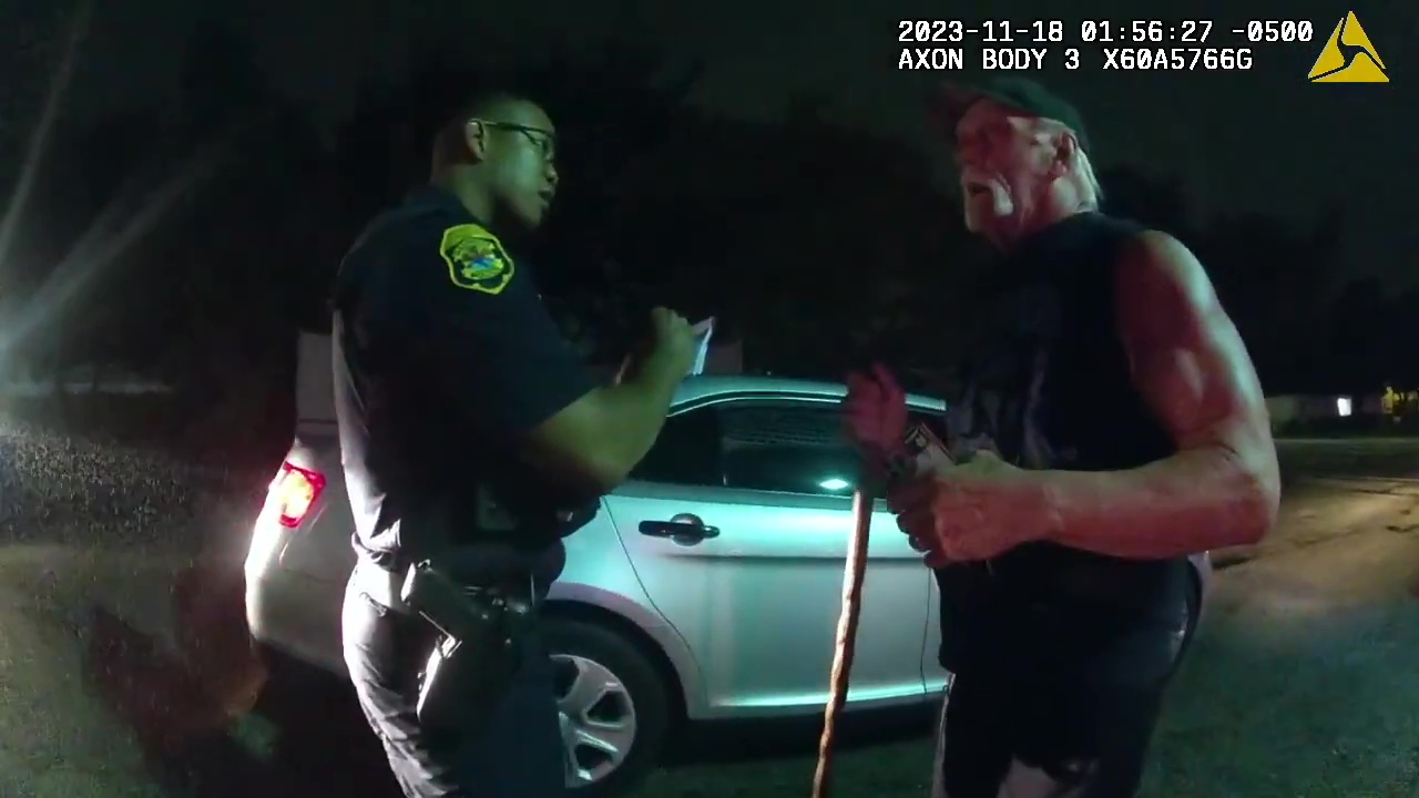 Hulk Hogan arrives at son's DUI arrest