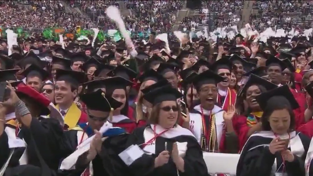 GOP rolls out student loan plan as Biden’s $400 billion handout faces Supreme Court test