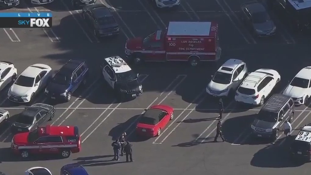 1 killed, 3 injured in West Hills shooting