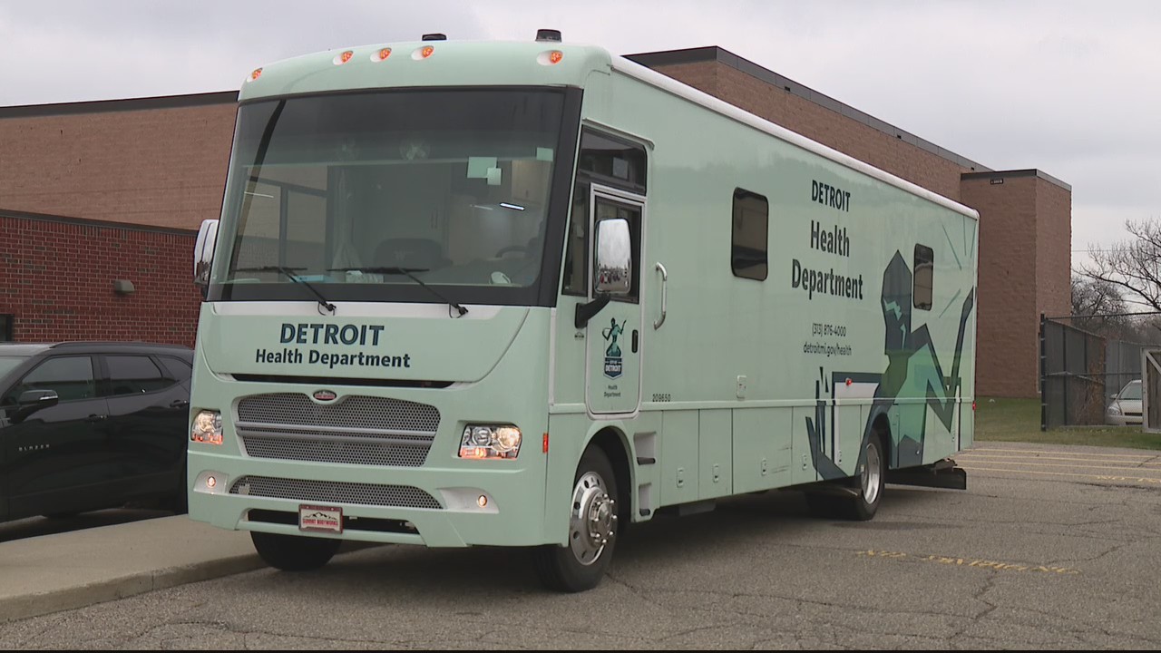 City of Detroit's mobile health unit brings flu vaccine to residents