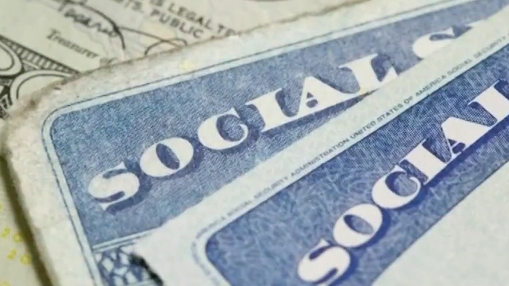 Real estate scammers forging documents