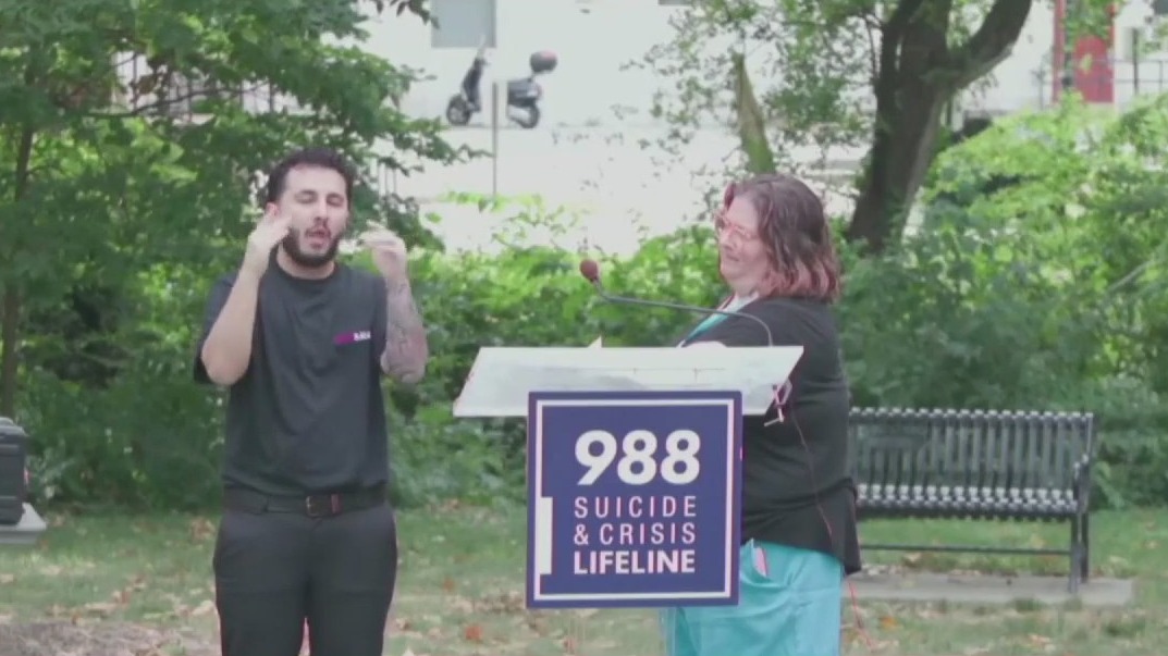 988 suicide and crisis hotline expands accessibility