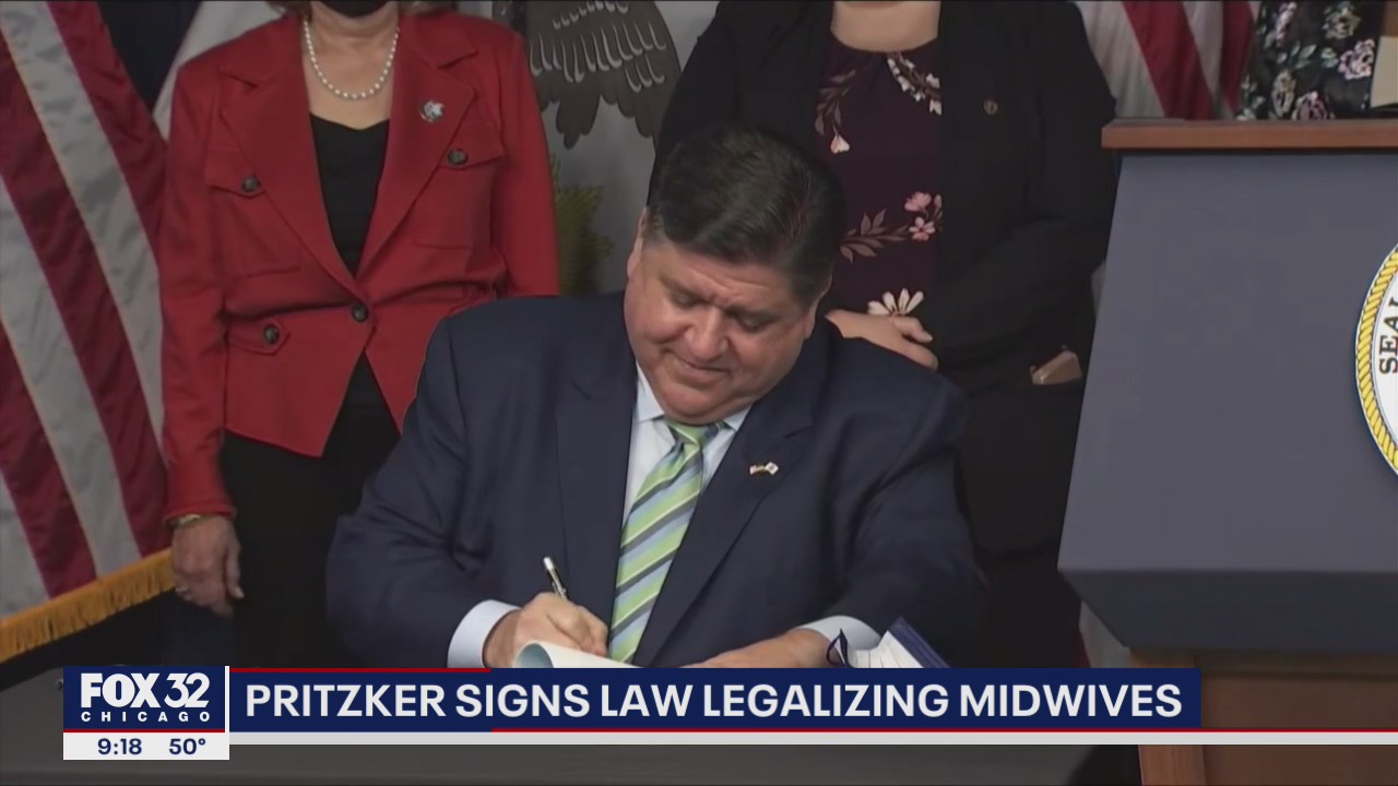 Pritzker signs law legalizing midwives in Illinois