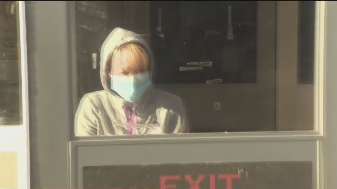 Sherri Papini, accused of faking her own kidnapping, leaves jail after posting bail
