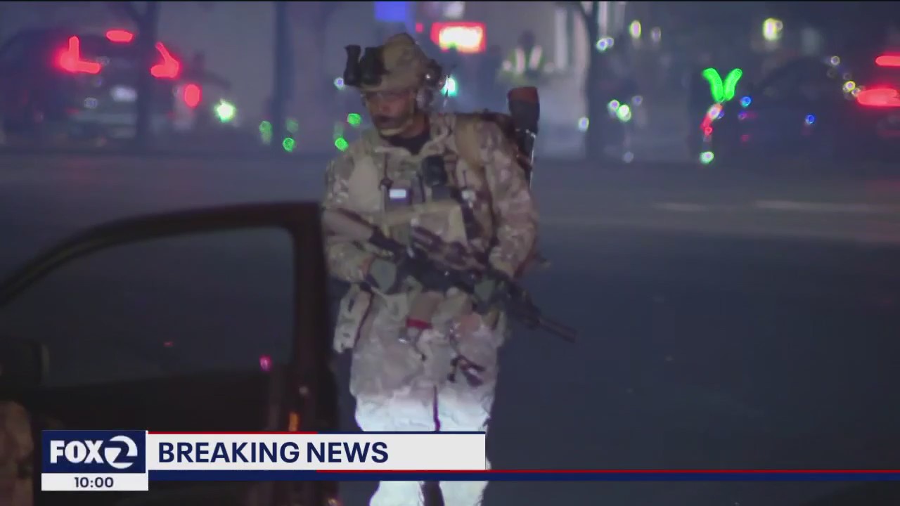 Pleasant Hill police advise neighborhood residents to stay indoors