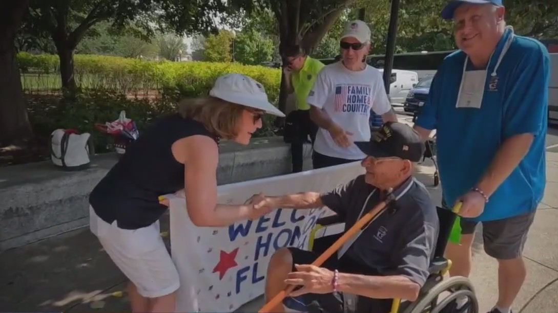 Veterans take 'Honor Flight'