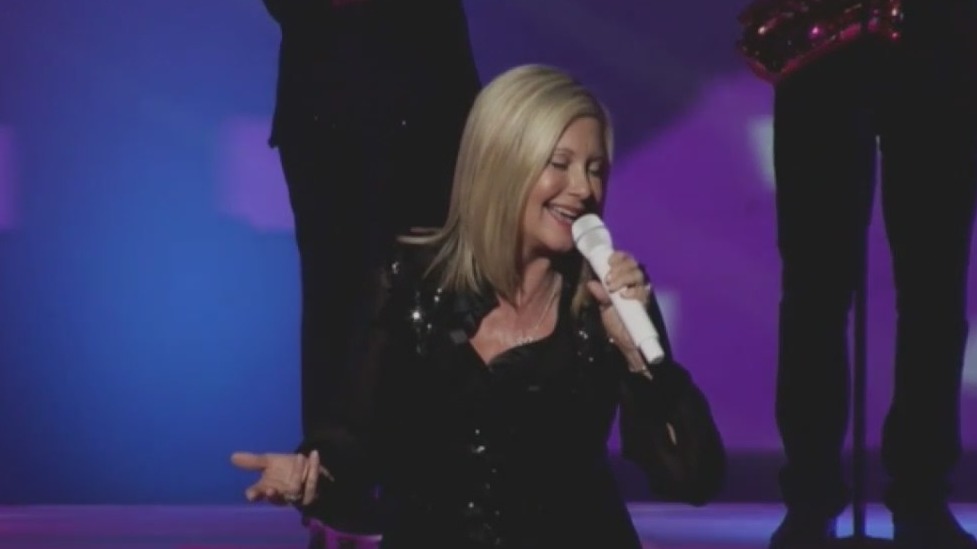 Olivia Newton-John loses battle with breast cancer