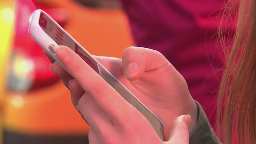 Young people are more likely to fall while texting