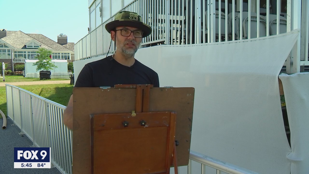 Visual artist Kickliy crosses sports, art at events