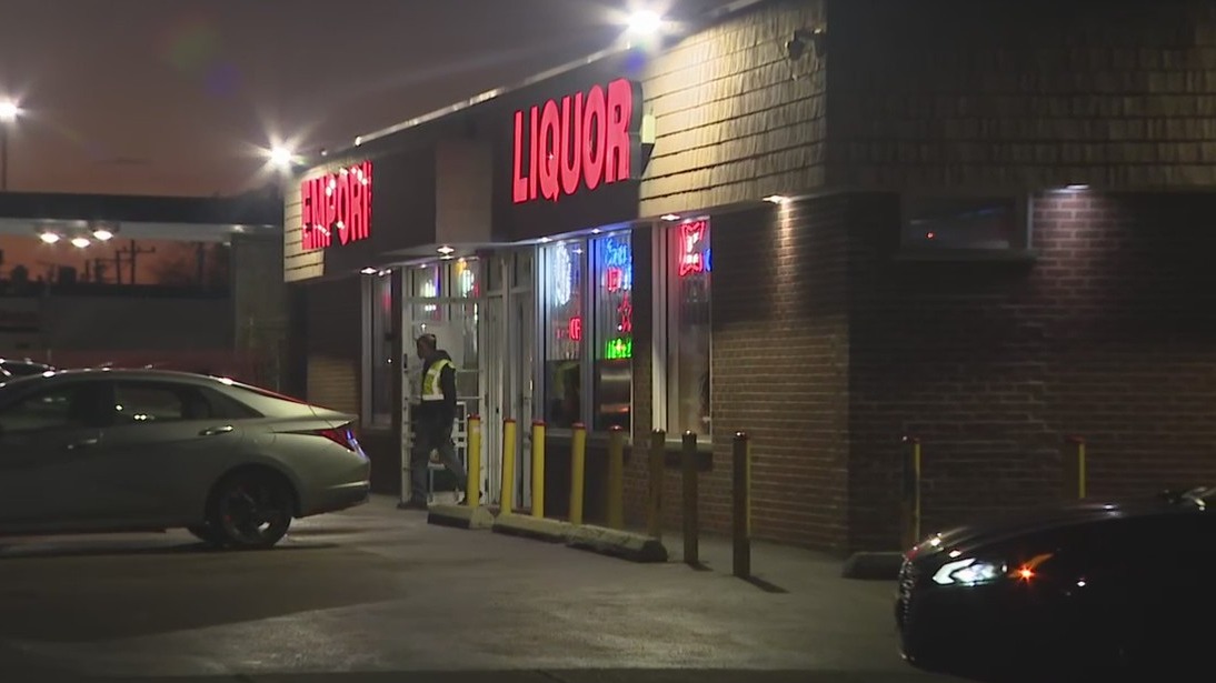 Suspects in custody after lengthy SWAT standoff at Midlothian liquor store