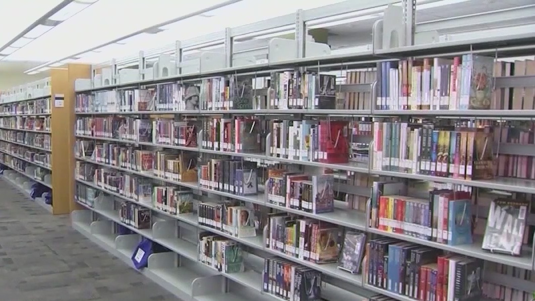 Osceola County school board members concerned about process to ban books