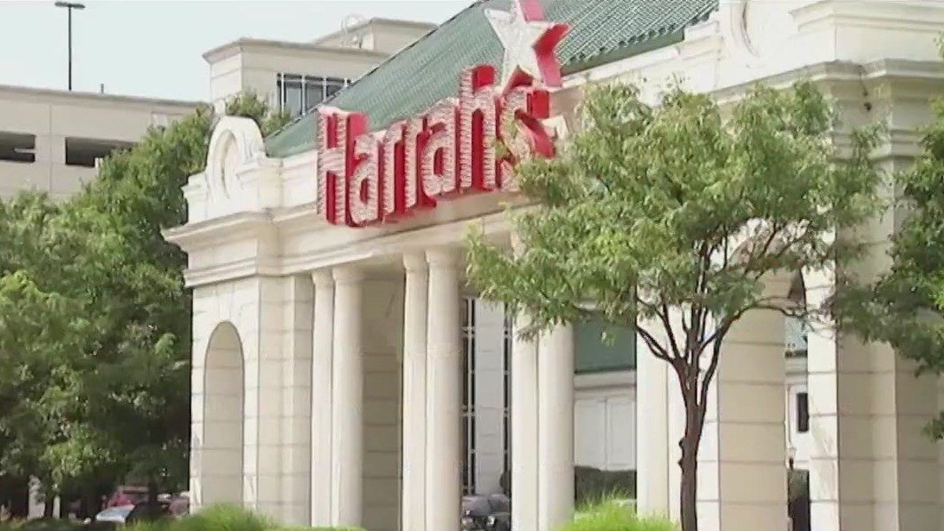 Protestors accuse Harrahs Casino of failing minority-owned businesses