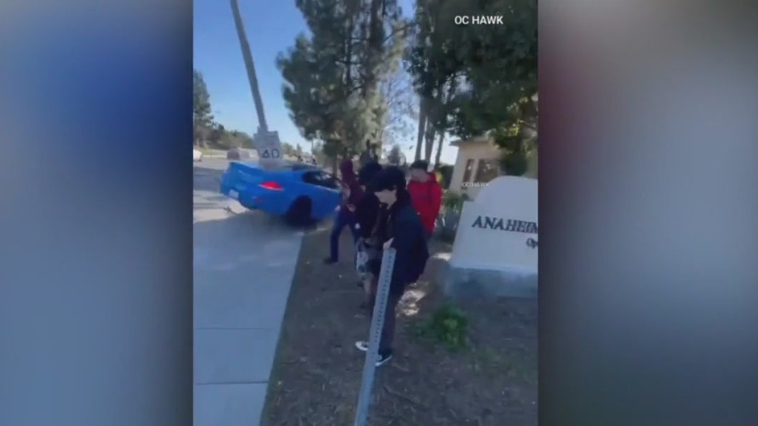 Car slams into students in Anaheim, 2 injured