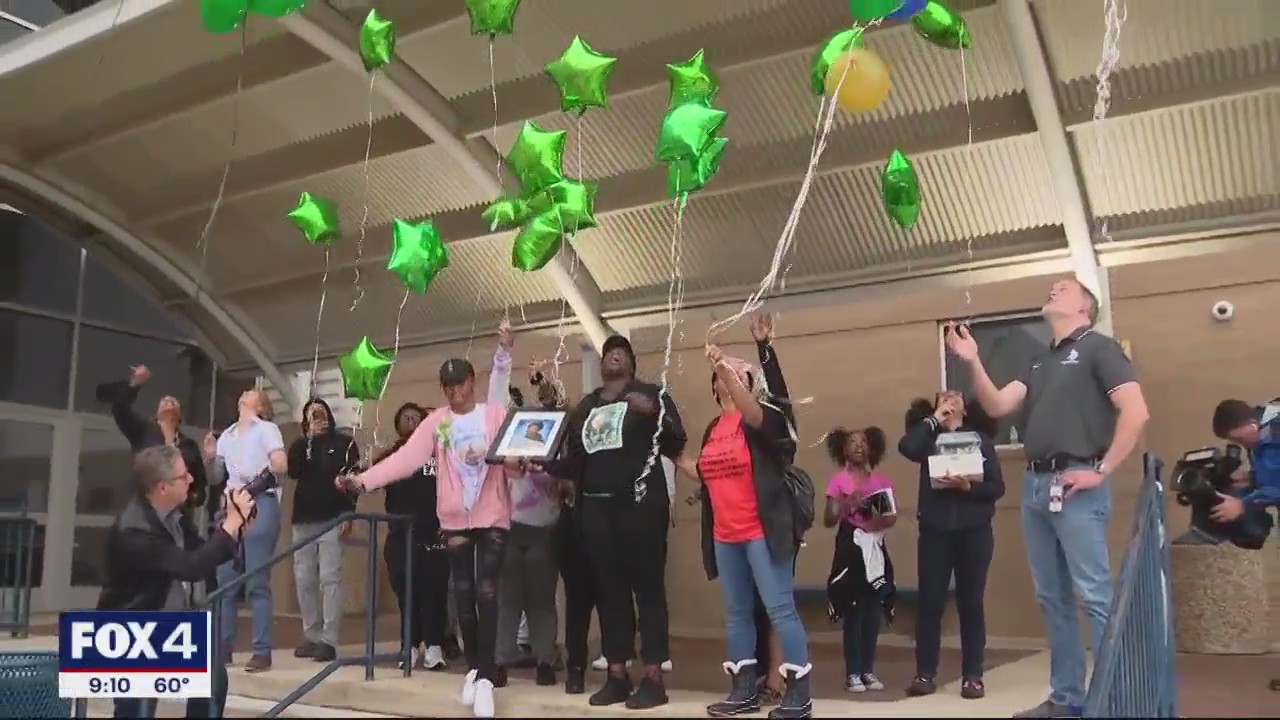 Memorial held for Arlington Lamar High School student killed in shooting