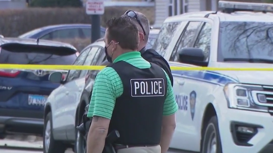 Governor Pritzker signs bill providing disability payments to Illinois first responders