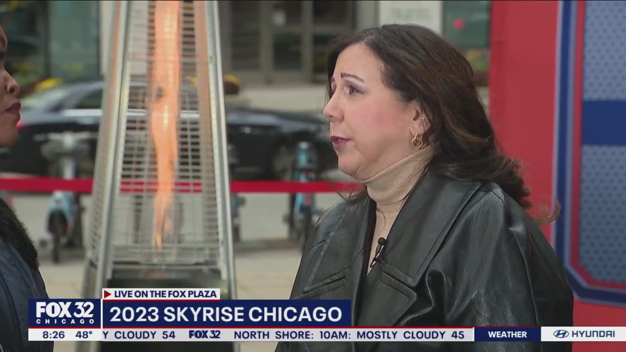 SkyRise Chicago: Race to the top of the Willis Tower