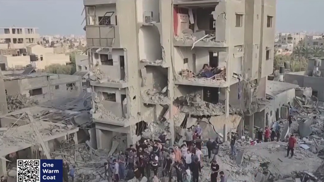 Deadly Israeli air strike on refugee camp