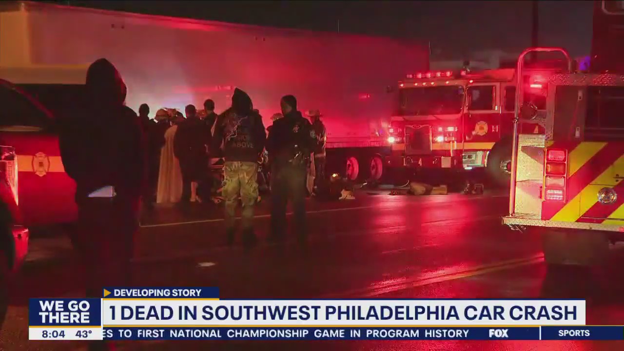 1 dead in Southwest Philadelphia car crash