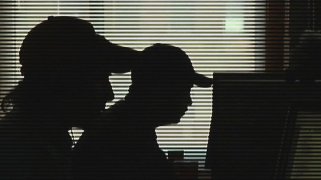 How to not fall victim to cyber-crime while shopping online for the holidays