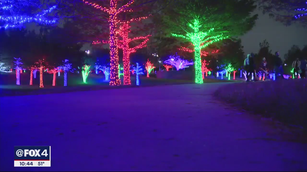 Vitruvian Lights holiday display open in Addison