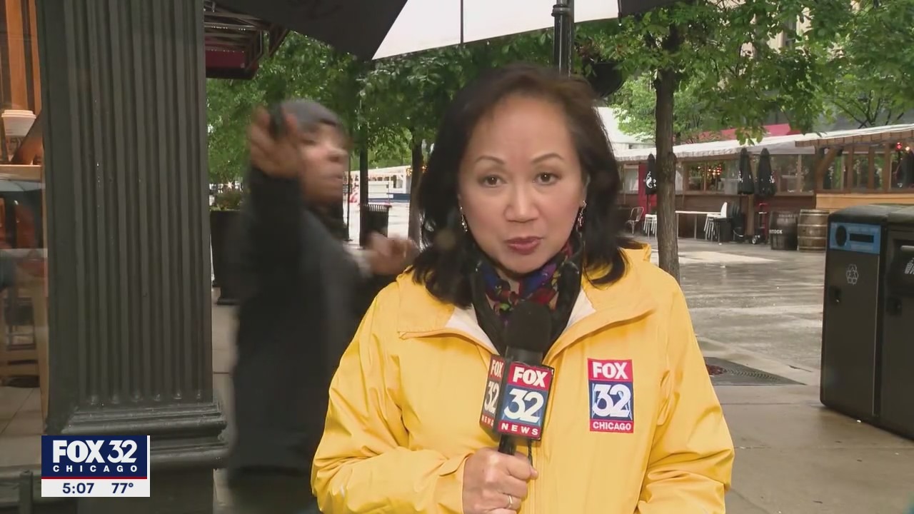 Chicago police believe man pointed gun at FOX 32 crew in River North