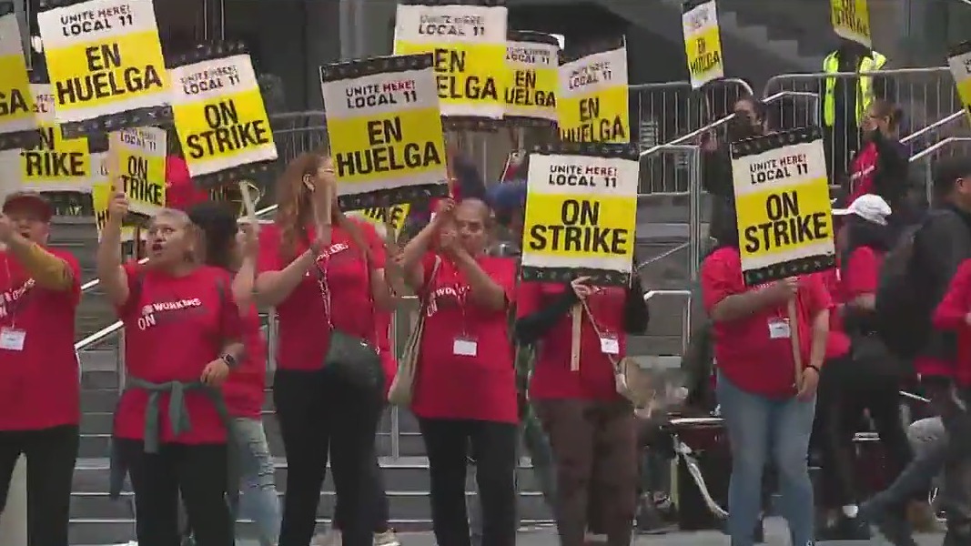 Striking hotel workers to march in DTLA
