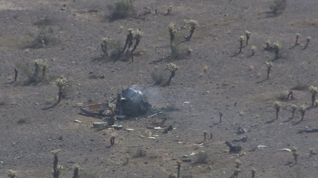 Helicopter crashes north of Mesa; 2 people on board not seriously hurt