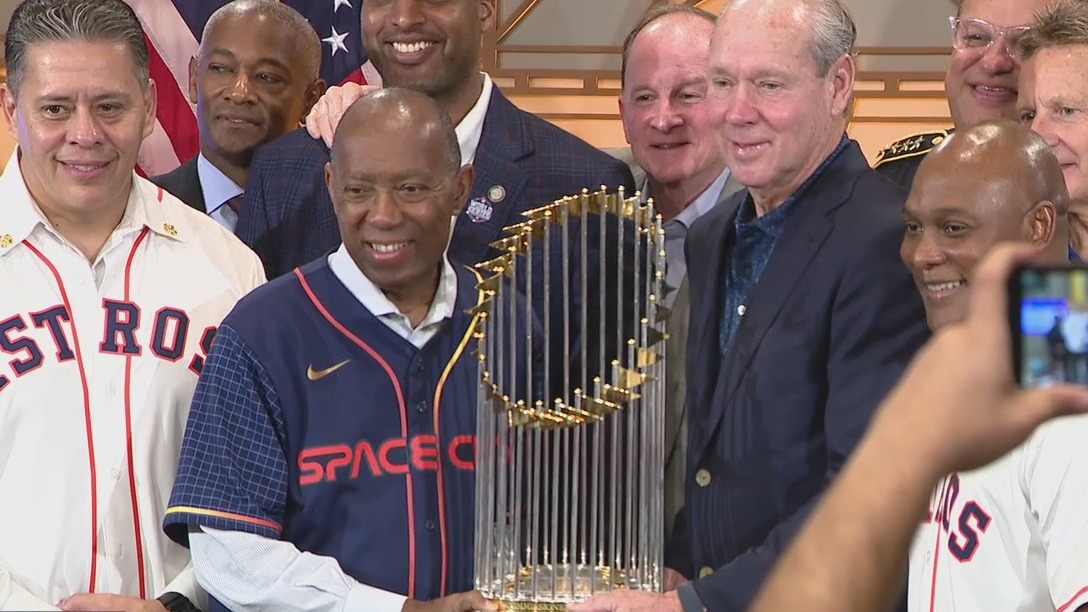 Photos: Astros victory parade in Houston