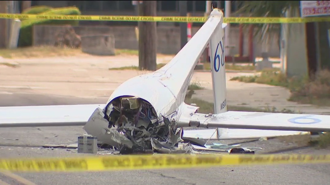 Pilot critically hurt in Winter Haven glider crash