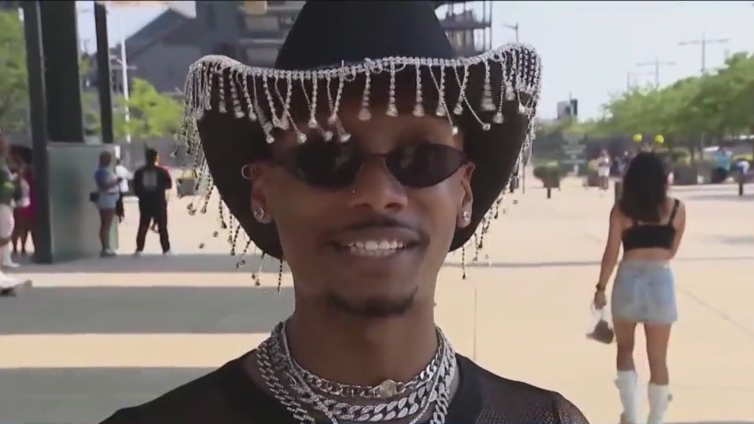 Hype builds ahead of Beyoncé's Chicago shows