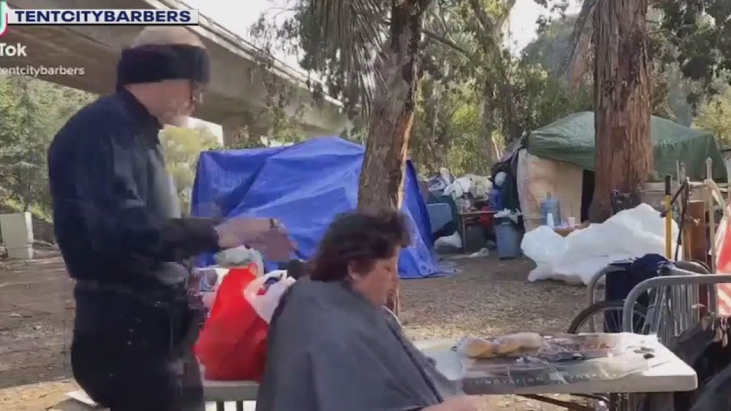 Former Stanford employee now cuts hair for homeless