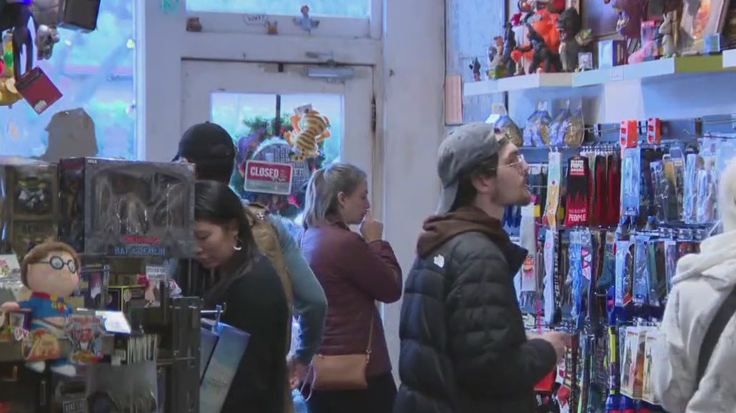 Shopping on Small Business Saturday