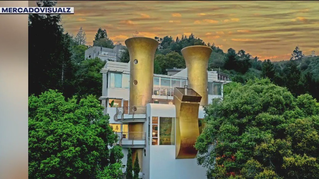 Saxophone home in Berkeley up for sale