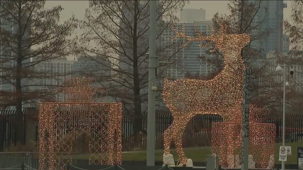 Navy Pier's Light Up the Lake has holiday activities for families