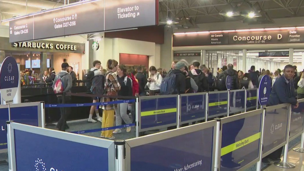 MKE airport preps for spring break peak