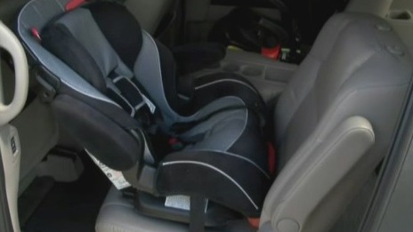 Length of time to keep children in rear-facing car seats
