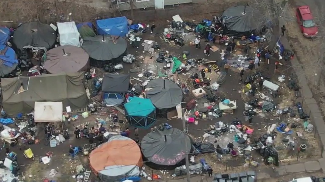 Homeless encampment cleared in Minneapolis