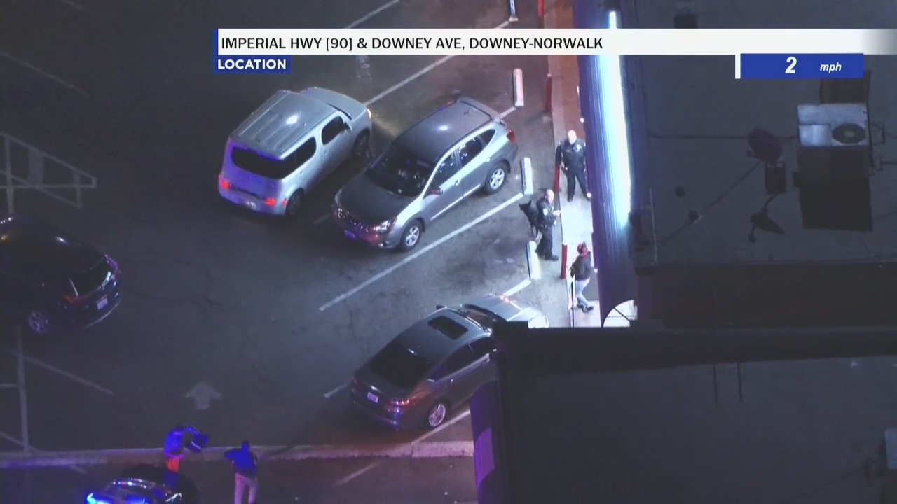 Chase suspect barricades inside liquor market in Downey