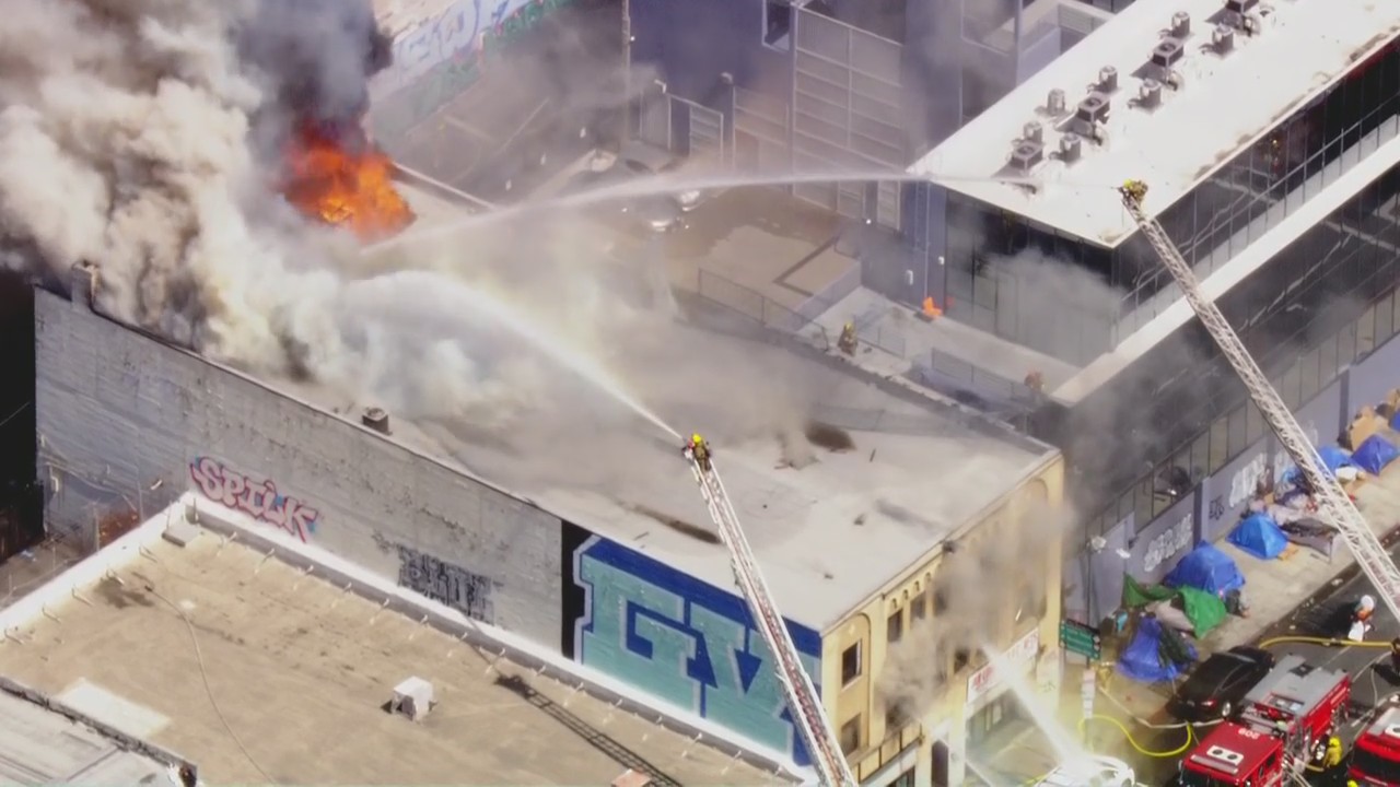 LAFD crews battle large fire in DTLA