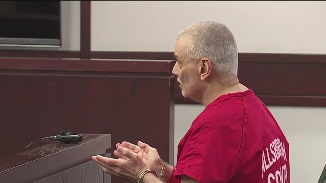 Steven Lorenzo wants some witnesses banned from sentencing